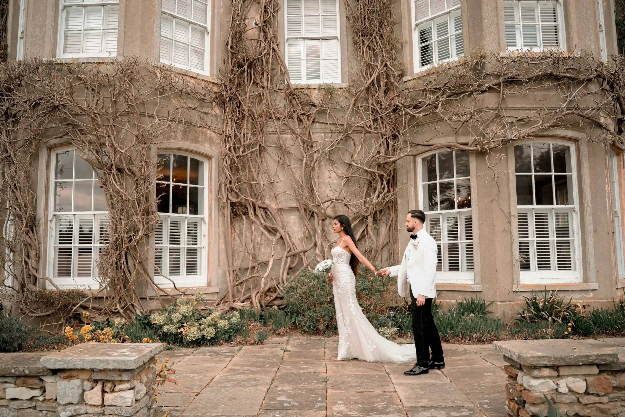 Sonam & Andrew · Hindu & Christian & Fusion at Northbrook Park