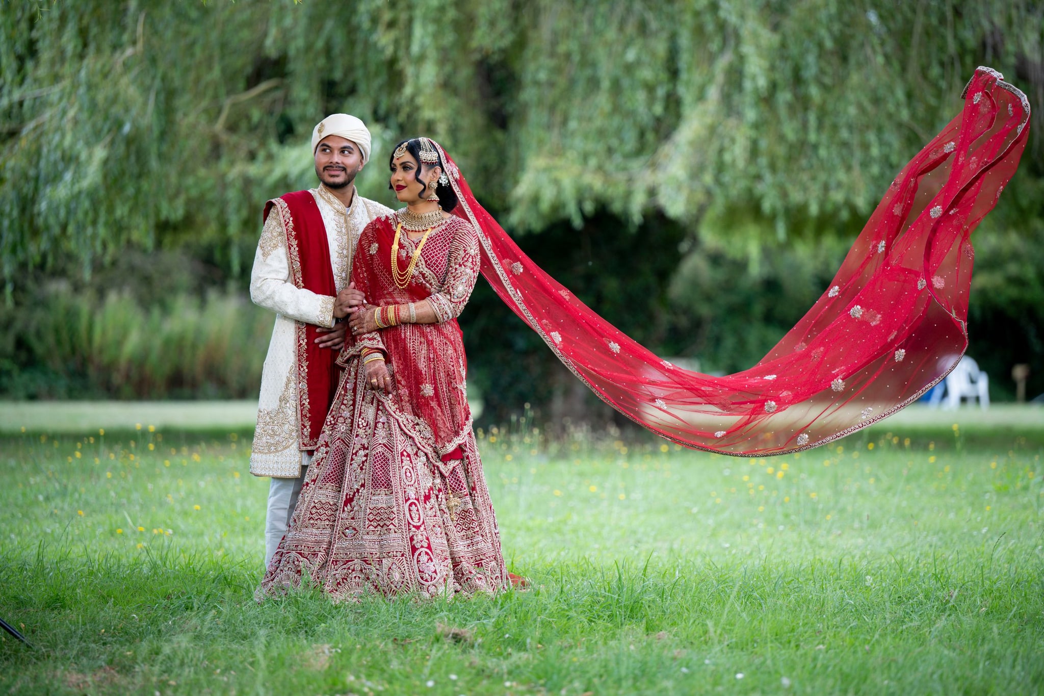Anika & Khumar, Bengali at Grand Sapphire